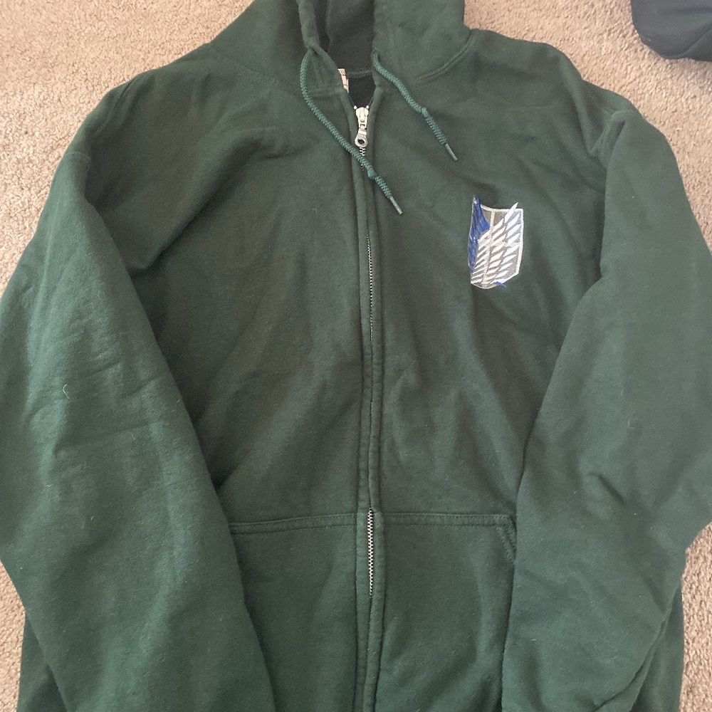 Attack on titan scout regiment shield zip hoodie